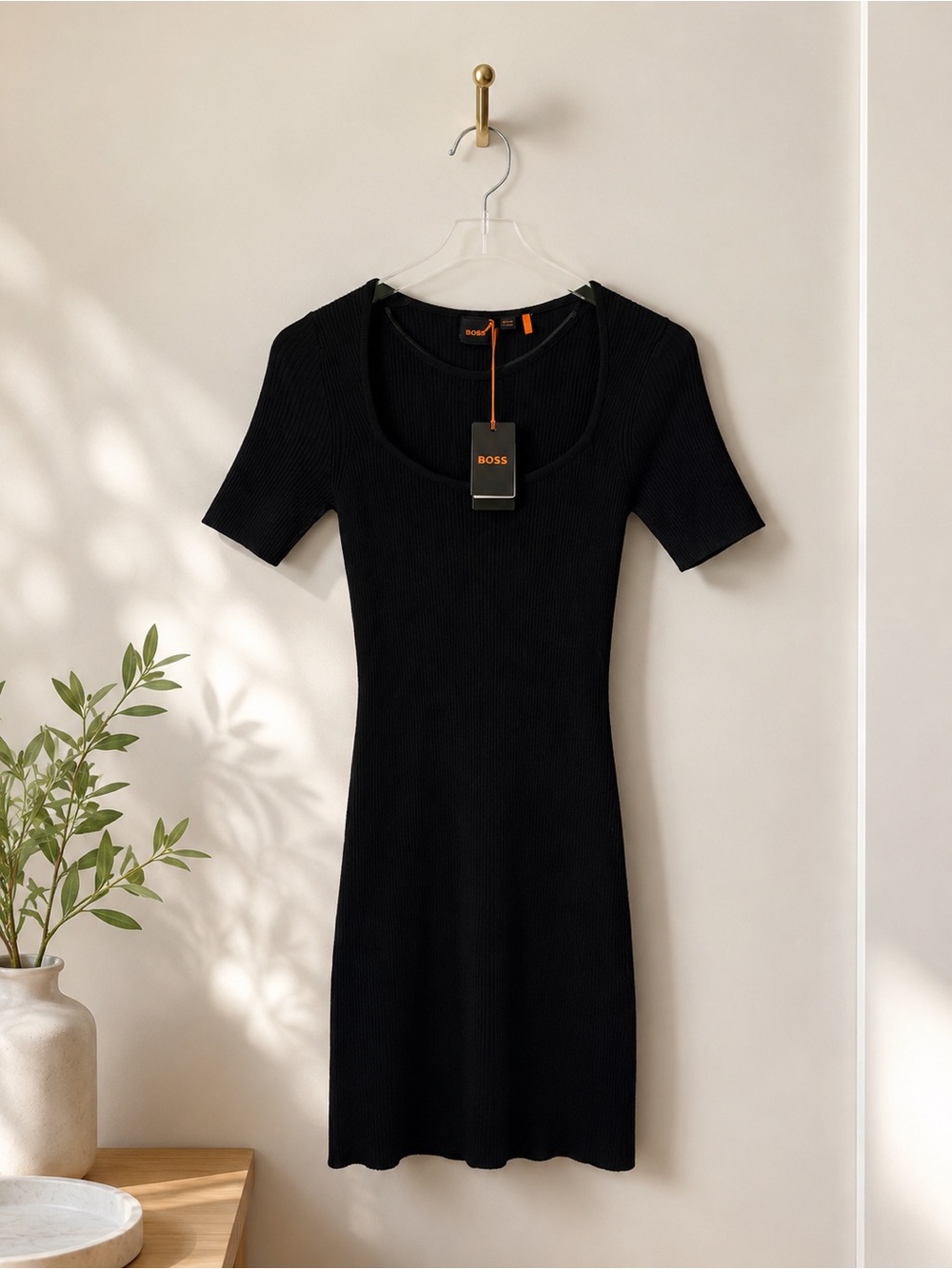 NWT Hugo Boss Ribbed Knit Black Dress XS Scoop Neck Bodycon Midi $178 Retail